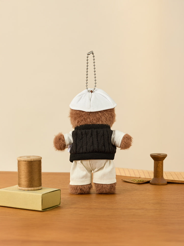 LINE FRIENDS PETIT CLOSET WHITE BALL CAP