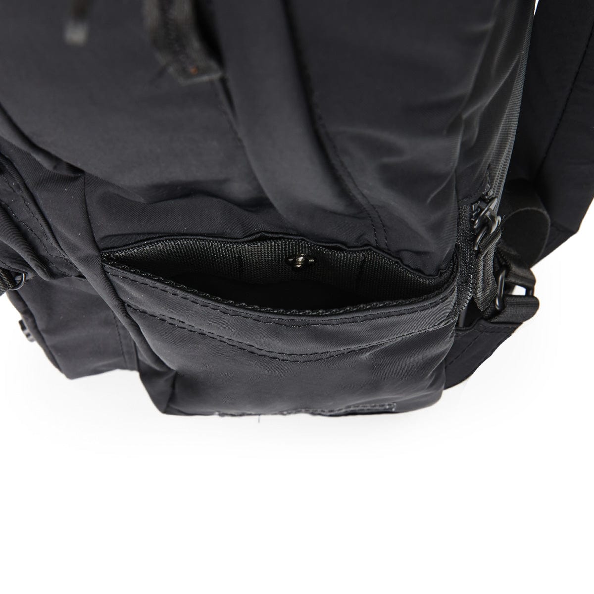 COLLER BAG BACKPACK BLACK 라인프렌즈 꼴레 블랙 백팩