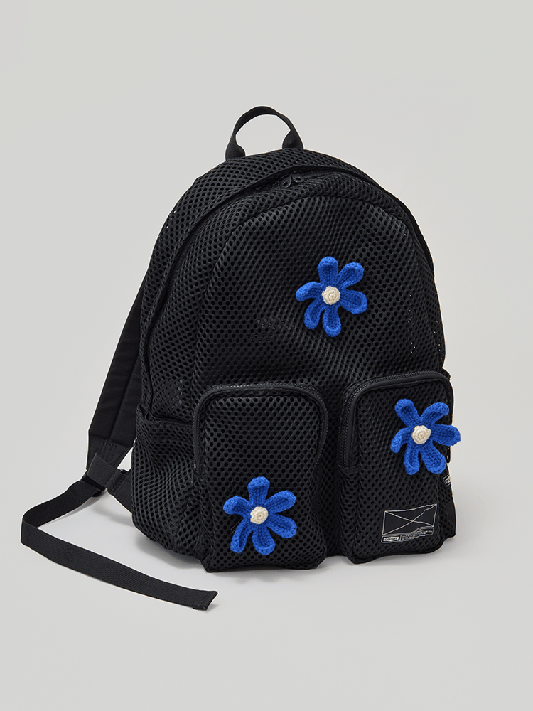 chiara ferragni backpack mini COLLER MESH BACK PACK (L) SHADE BLACK – LINE FRIENDS SQUARE