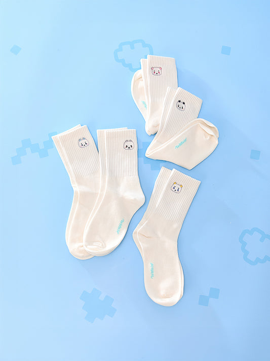 MMMM 립 자수 양말