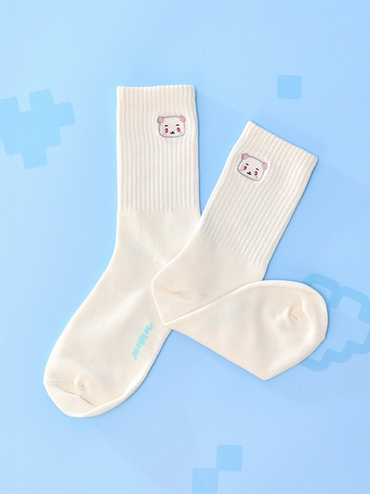 MMMM 립 자수 양말