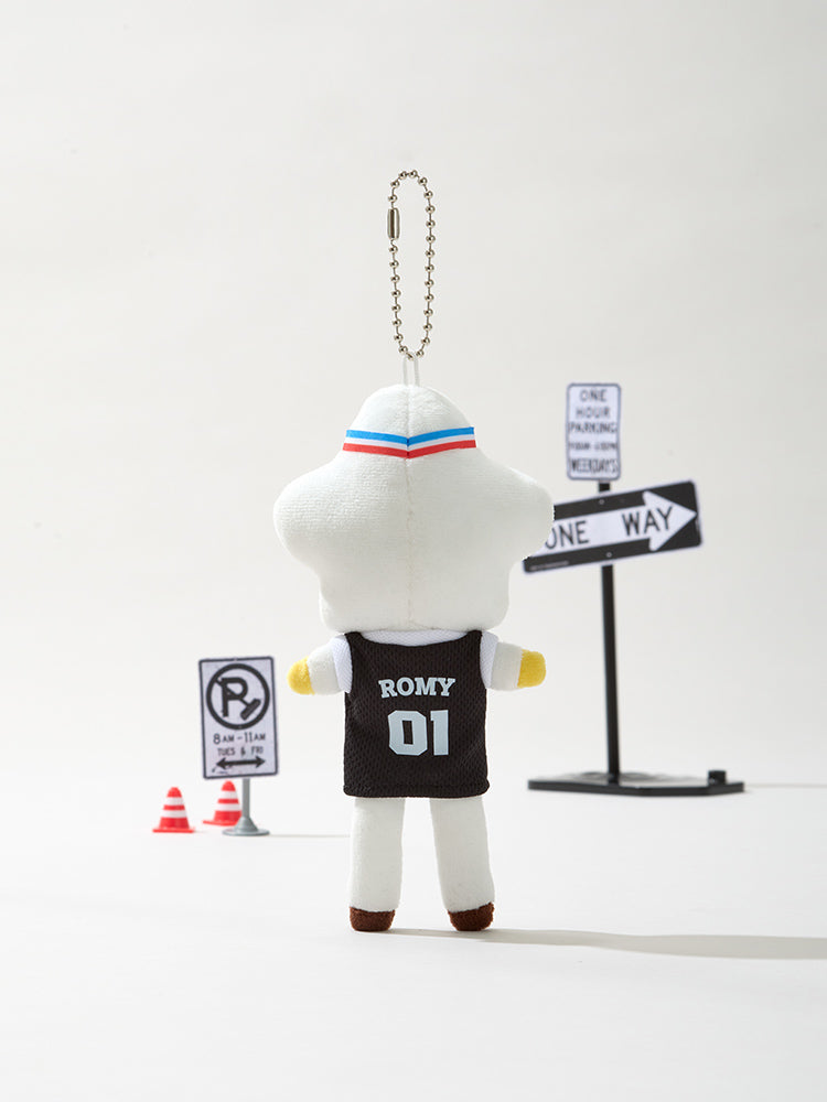 [PRE-ORDER] TEAM TRUZ ROMY PLUSH KEYRING