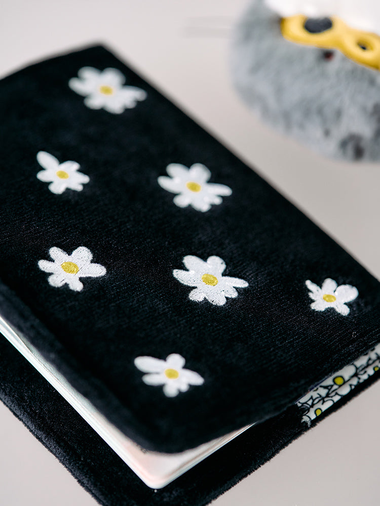 ZO&FRIENDS A&NE PASSPORT COVER SIGNATURE