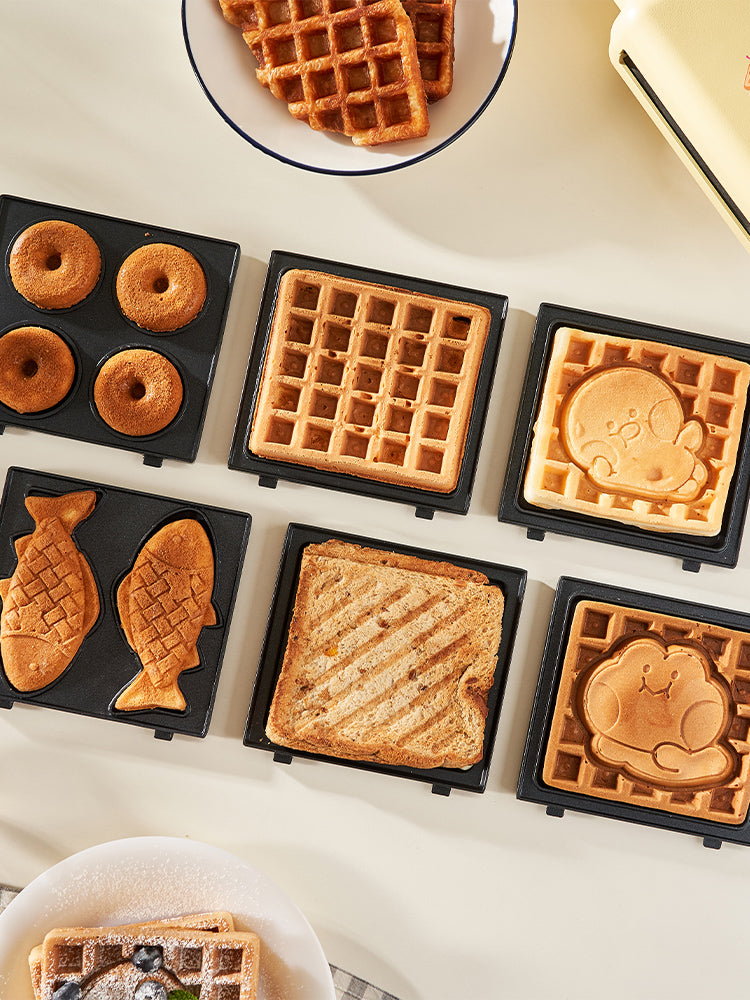 LINE FRIENDS minini WAFFLE MAKER