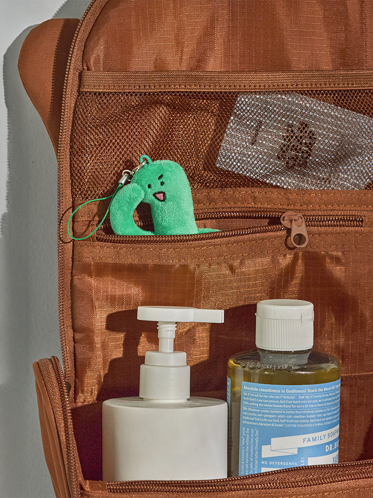 JOGUMAN X COLLER WOODY HANGING POUCH TOGETHER