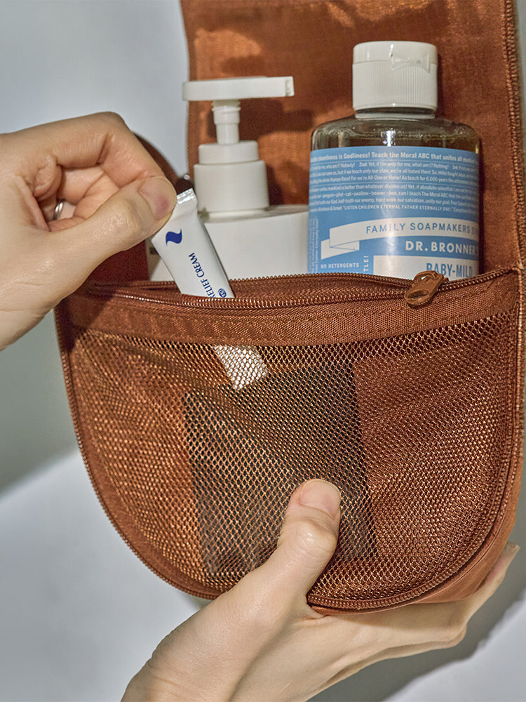 JOGUMAN X COLLER WOODY HANGING POUCH TOGETHER