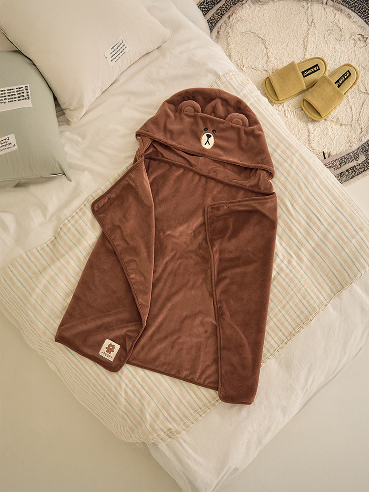 LINE FRIENDS HOODED BLANKET HUG BROWN SEASON 4