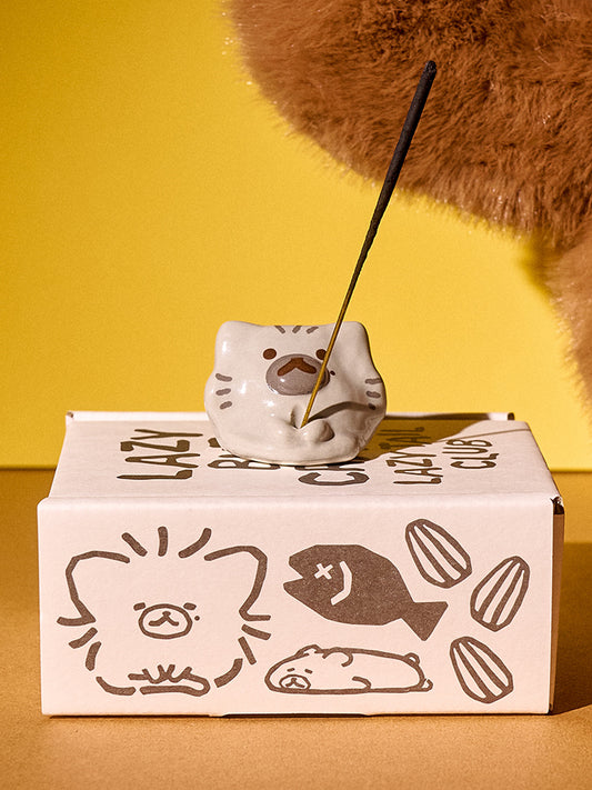 LOFA Seoul X LAZY TAIL CLUB 휴 그레이 오브제