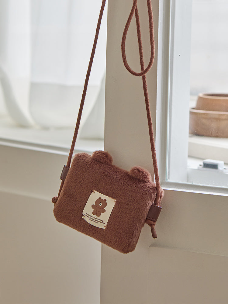 라인프렌즈 허그브라운 시즌4 파우치 크로스백 2WAY