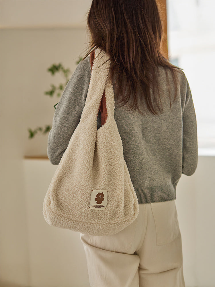 LINE FRIENDS REVERSIBLE HOBO BAG HUG BROWN SEASON 4