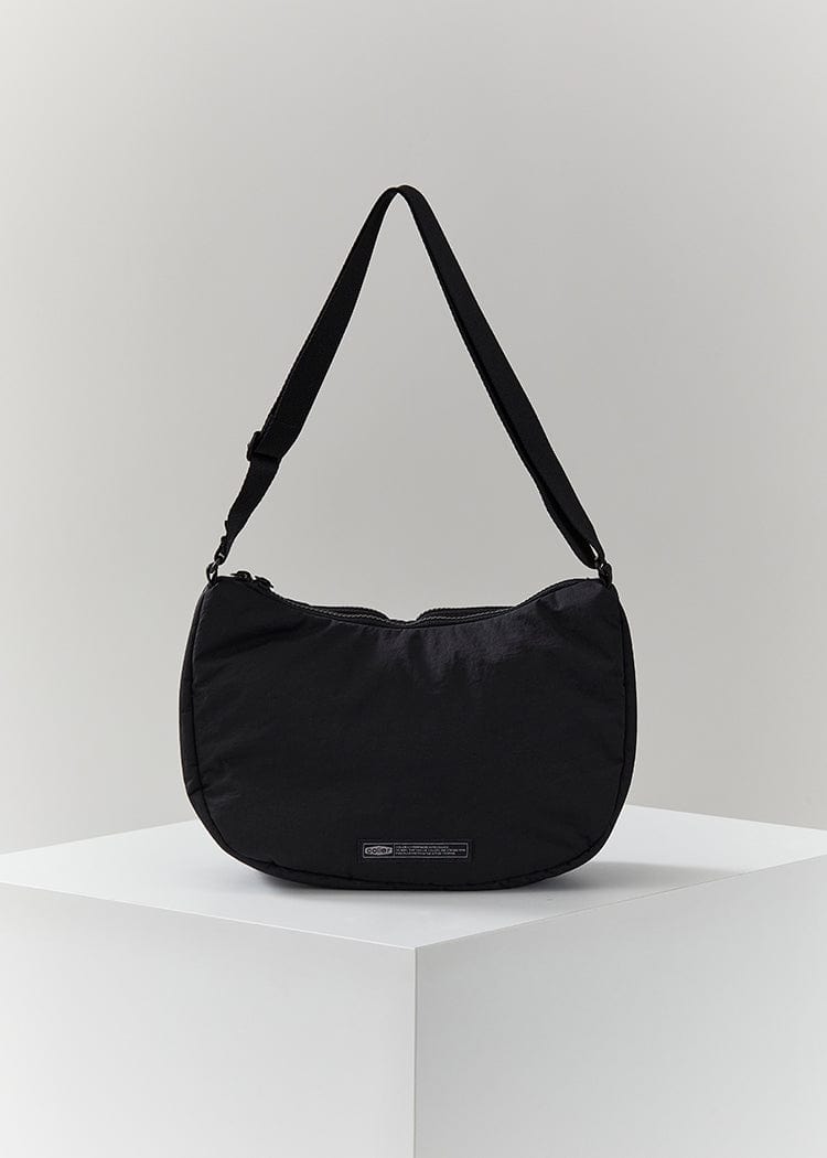 COLLER BAG 단품 꼴레 바디백 쉐이드블랙