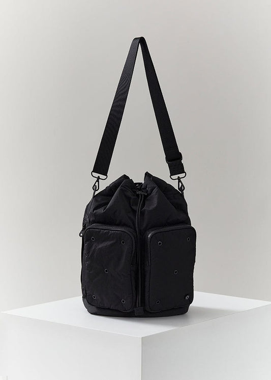 COLLER BAG 단품 [패밀리세일] 꼴레 버킷백 L 쉐이드블랙