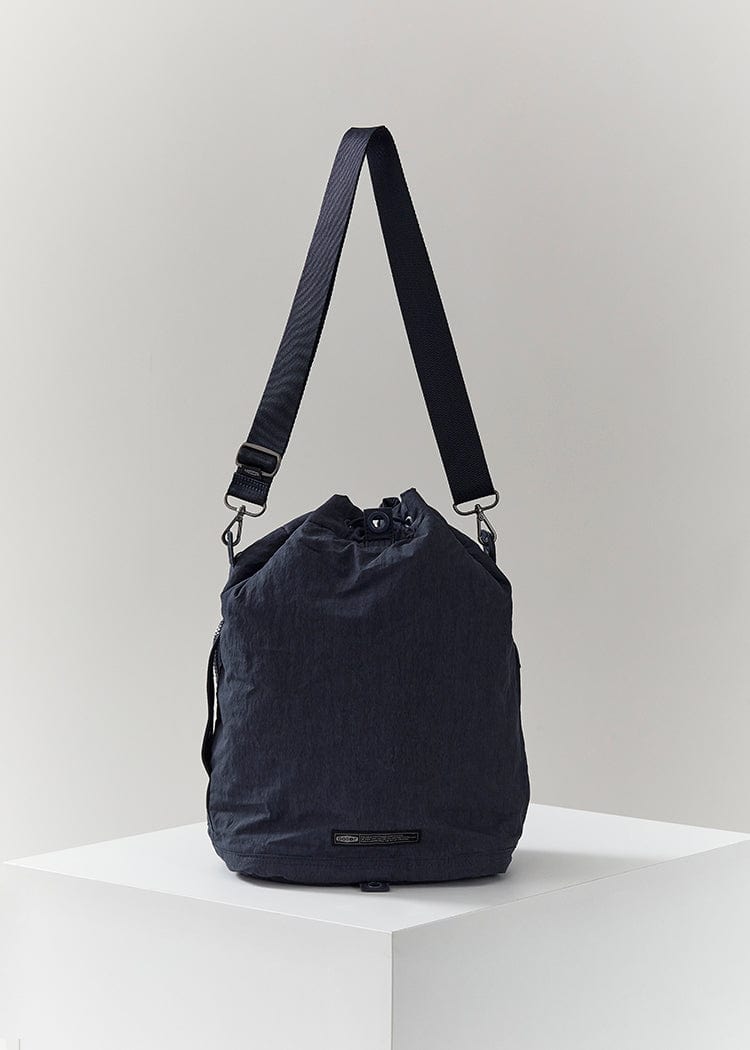 COLLER BAG 단품 꼴레 버킷백 L 미드나잇블루