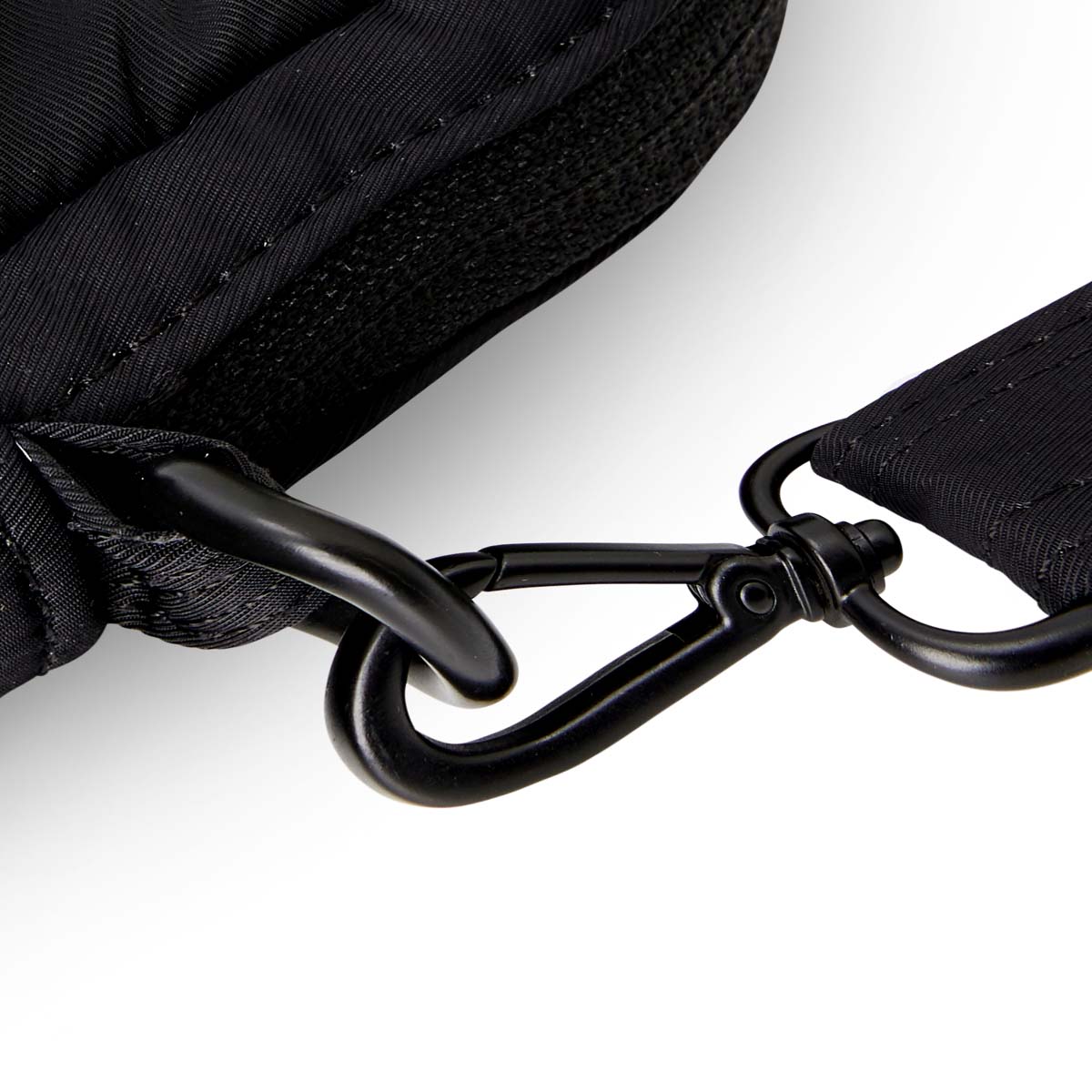 COLLER BAG 16-Inch LAPTOP BAG BLACK 라인프렌즈 꼴레 블랙 노트북 가방 16인치