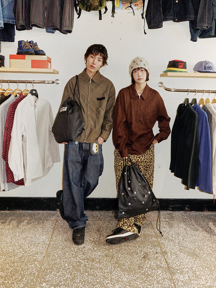 COLLER BEAUTY/ACC_ 스트링백 + 스티콘 세트 [조앤프렌즈 에디션] 꼴레 드로우 스트링백 세트