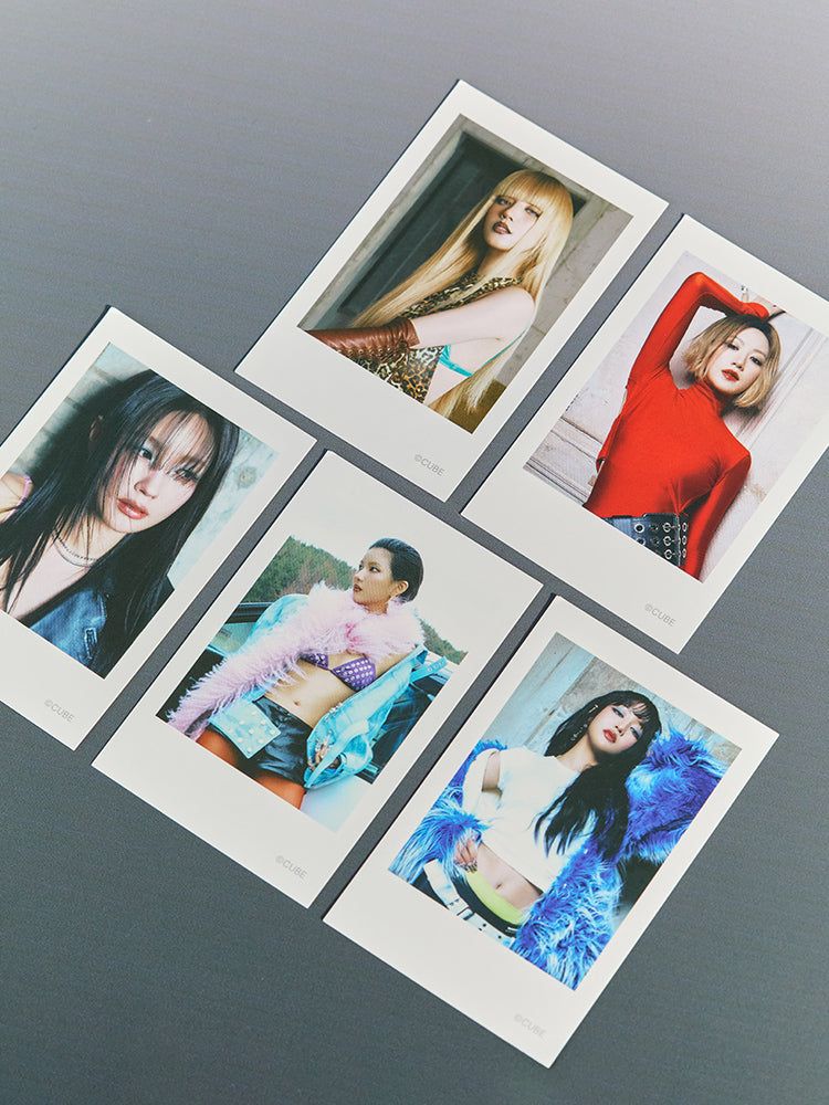 i-dle OFFICE_ i-dle i-dle We are 틴 케이스 폴라로이드 세트