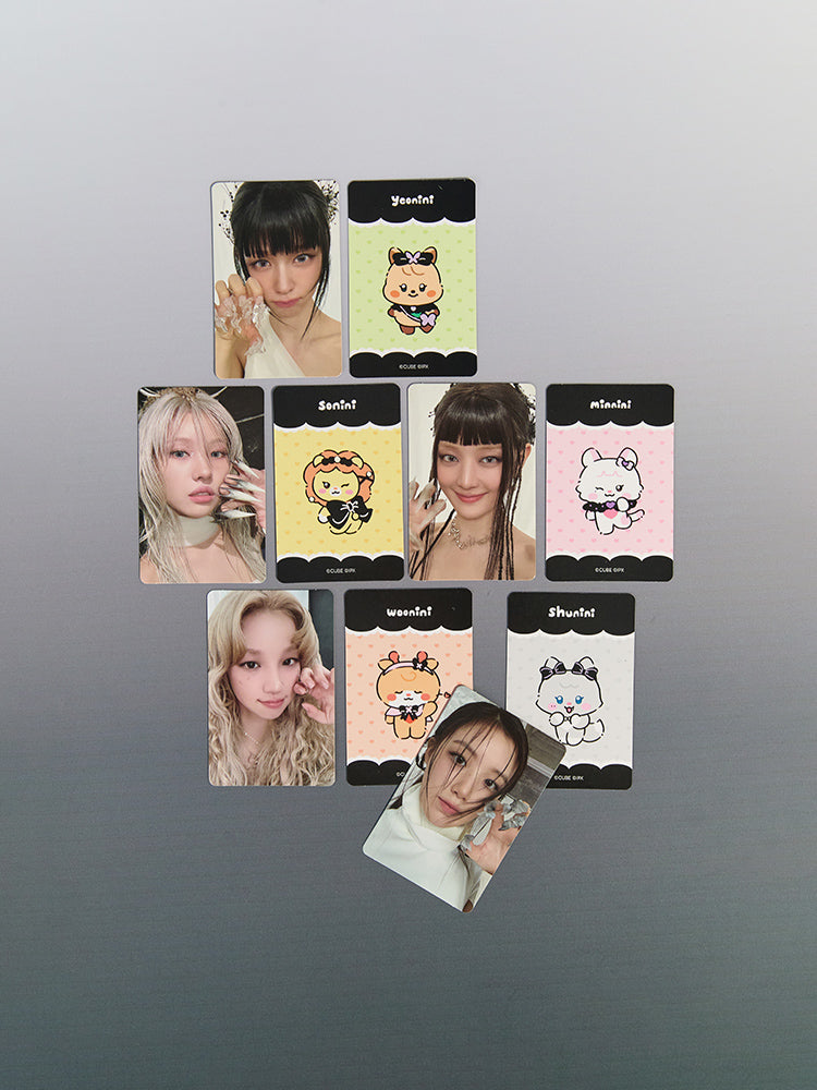 i-dle OFFICE_ i-dle i-dle We are 랜덤 포토 카드 세트 (3개입)