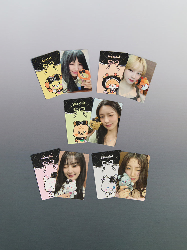 i-dle OFFICE_ i-dle i-dle We are 랜덤 포토 카드 세트 (3개입)