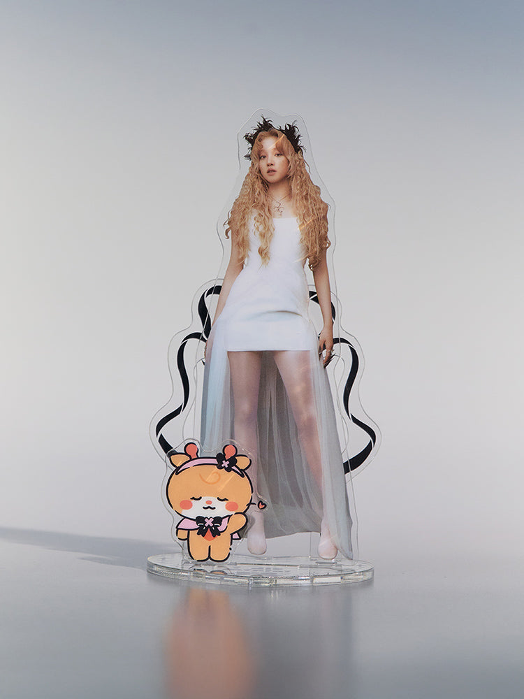 i-dle OFFICE_ YUQI i-dle We are 아크릴 스탠드