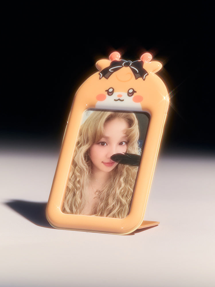 i-dle OFFICE_ YUQI i-dle We are PVC 포토 카드 홀더 스탠드