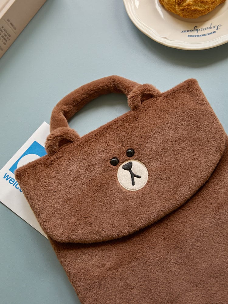 LINE FRIENDS BEAUTY/ACC_ 브라운 파우치 라인프렌즈 허그브라운 시즌4 아이패드 파우치