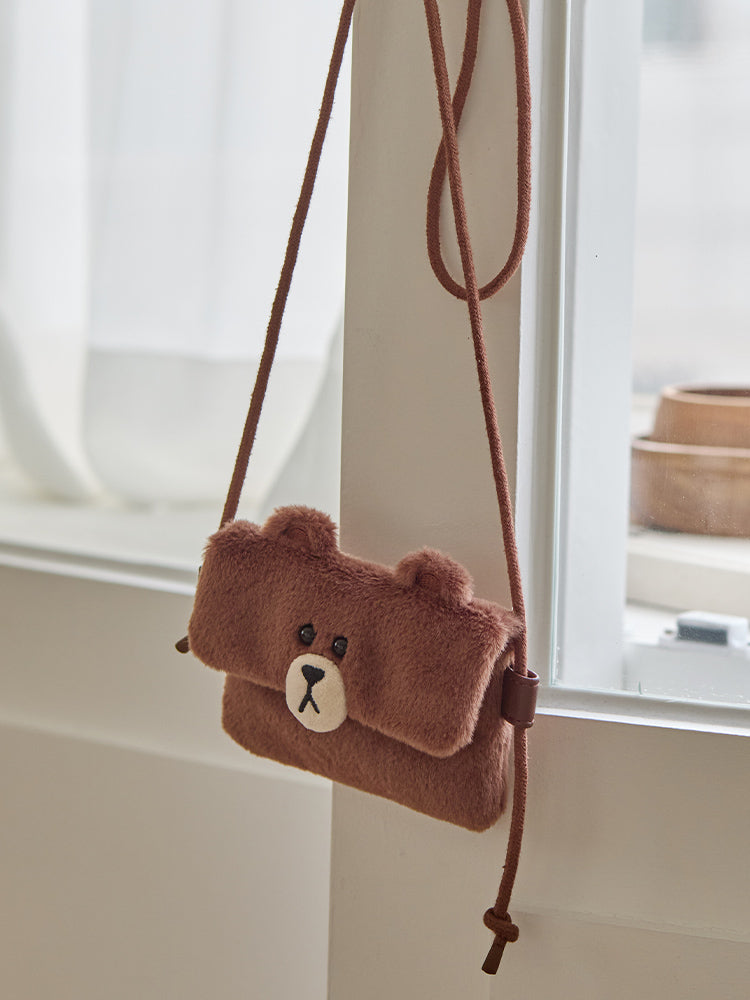 LINE FRIENDS BEAUTY/ACC_ 브라운 크로스백 라인프렌즈 허그브라운 시즌4 파우치 크로스백 2WAY