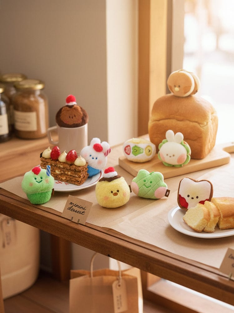 LINE FRIENDS KEYRING_ 메론빵 레니니 [패밀리세일] 라인프렌즈 미니니 디저트카페 레니니 메론빵 인형 키링