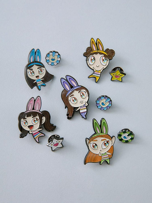 NewJeans x MURAKAMI METAL PIN BADGE