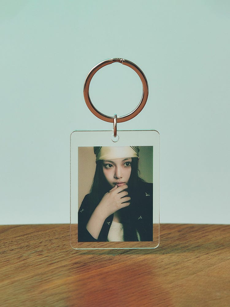 NewJeans KEYRING HYEIN [패밀리세일] NJ How Sweet 아크릴 포토 키링
