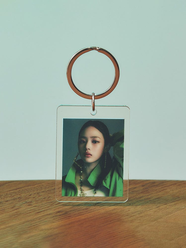 NewJeans KEYRING MINJI [패밀리세일] NJ How Sweet 아크릴 포토 키링